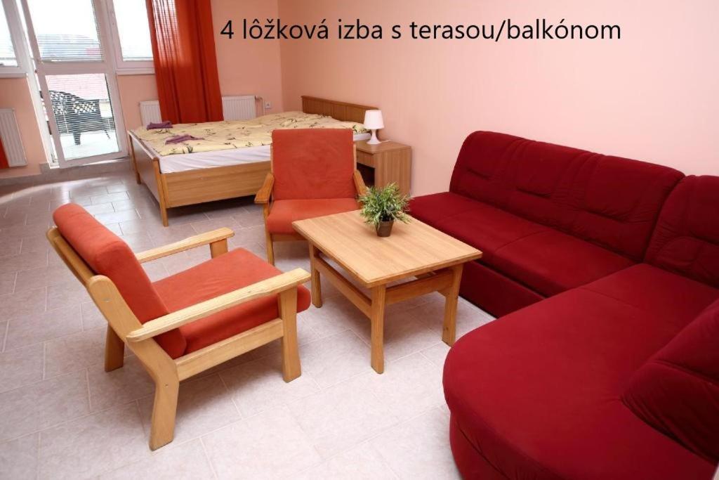 Europa Penzion Štúrovo Buitenkant foto
